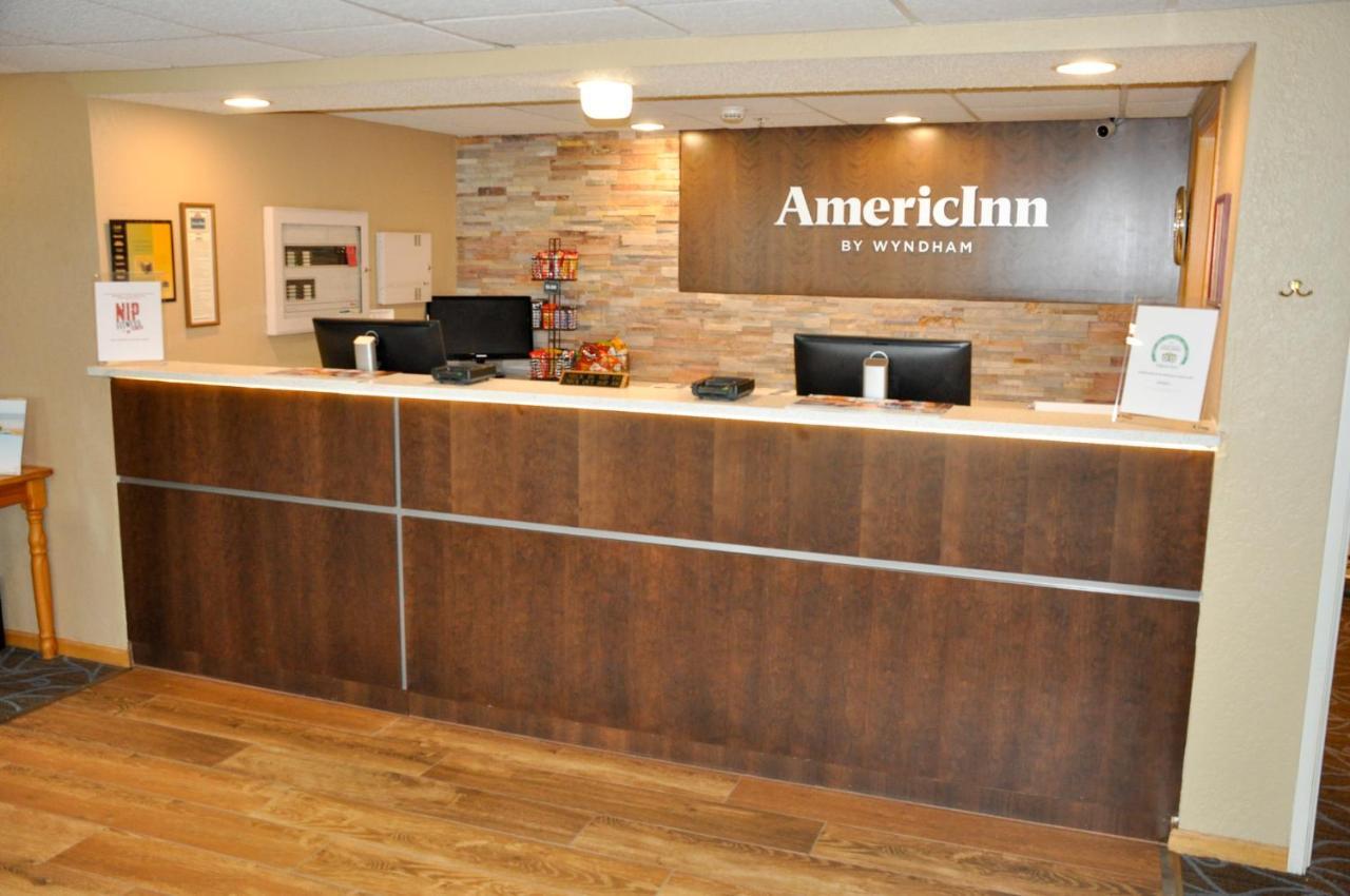 Americinn By Wyndham Clear Lake Exterior photo